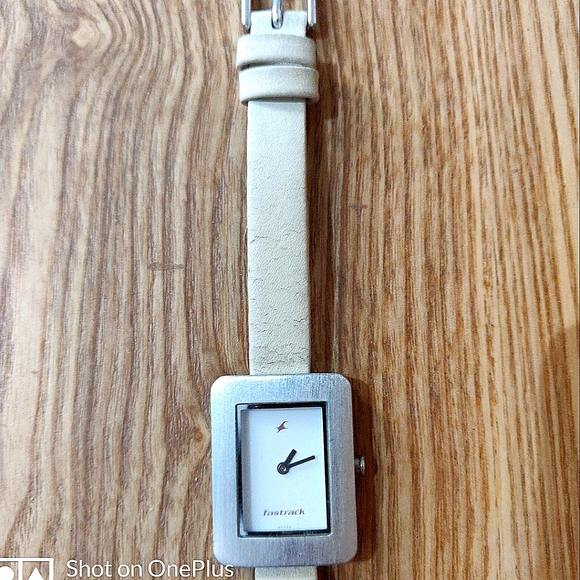 FASTRACK Watch